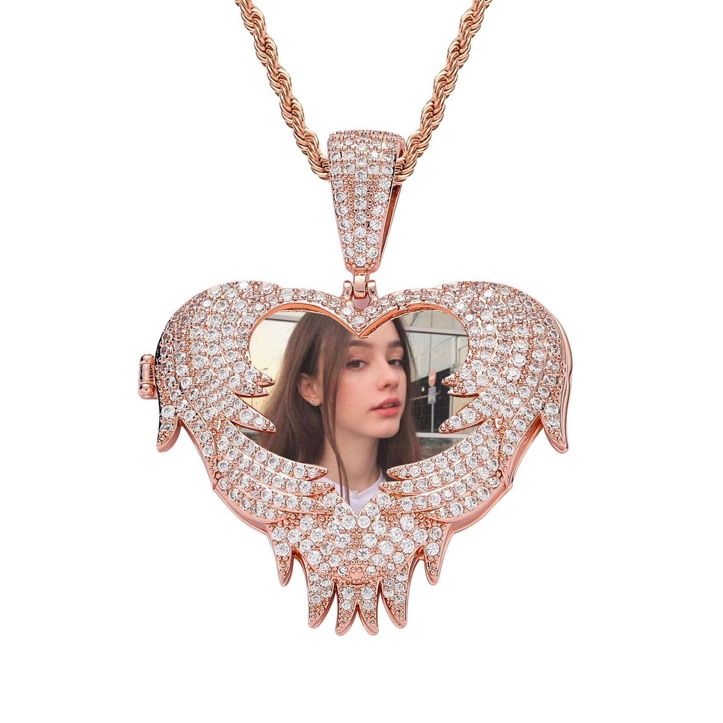 LoveShellâ„?â€?Custom Clamshell Heart Photo Pendant | Iced Out Zircon